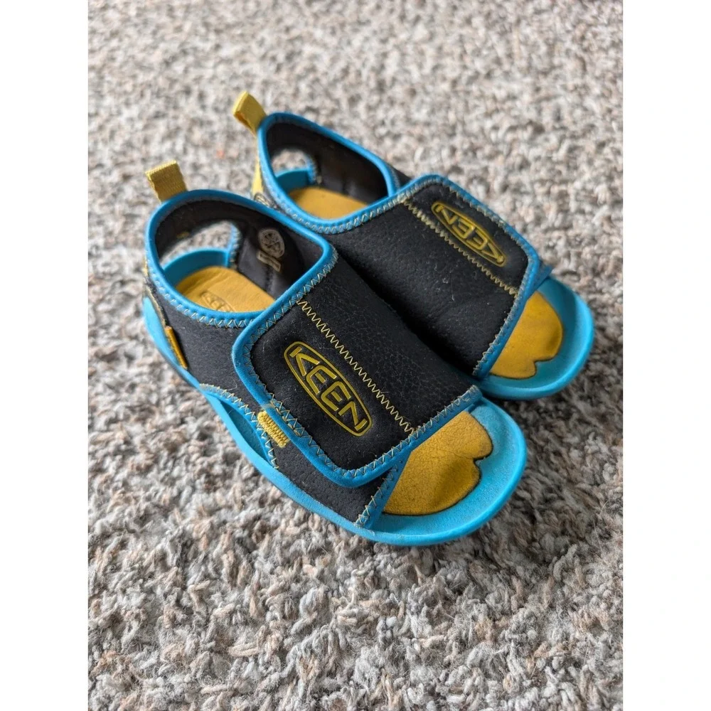 Keen Knotch River Kids Sandals Size 10